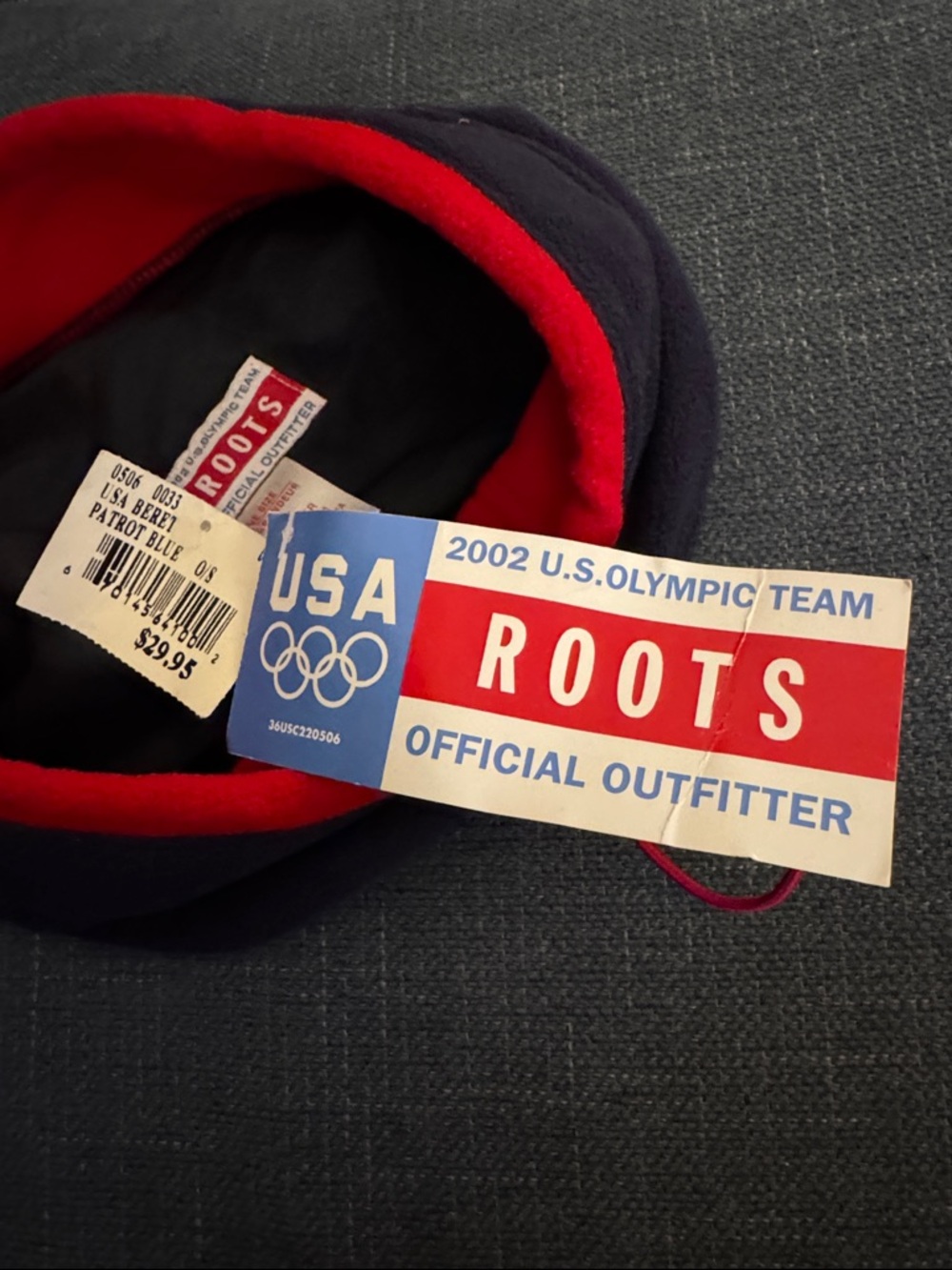 Roots 2002 Olympic Hat - Picture 6 of 7